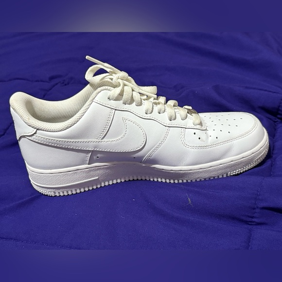 Nike Women’s Air Force 1 ‘07 White - Picture 8 of 15